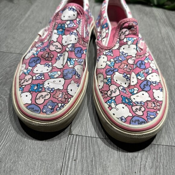 Vans Hello Kitty Sanrio Men's Size 6.5 Women's Size 8 US pink Slip On Shoes - Picture 3 of 11